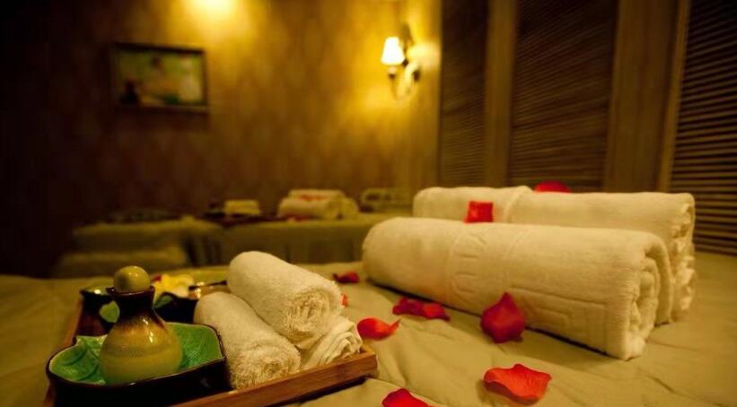 武汉江岸高端水疗spa会馆就这样带着清风月静抚慰了光阴悲喜